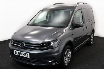 Wheelchair Accessible Vehicle VW Caddy DL68RBX 2
