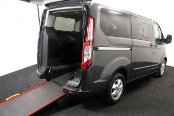 Wheelchair Accessible Vehicle Ford Tourneo Custom SF17HCL Grey 4