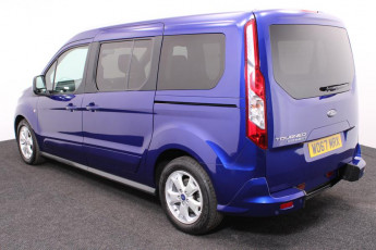Wheelchair accessible Vehicle Ford connect blue WO67MRX 3