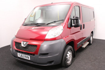 Wheelchair accessible vehicle Peugeot Boxer yj62rvn 3