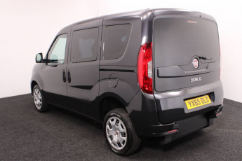 DISABLED CAR FIAT DOBLO BLACK YX65DLD 3