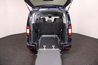 Wheelchair accessible vehilce for sale Ford Connect Blue 15