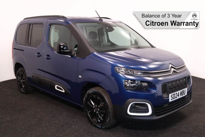 wheelchair accessible vehicle for sale blue SD24MBU 1