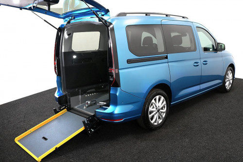 1.Wheelchair Accessible Vehicle NEW VW Caddy Blue 1 4